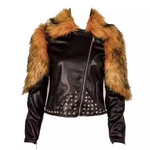 Meet your Posher, Junkie